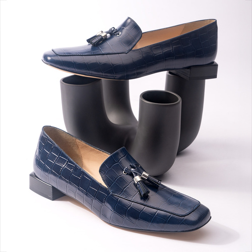 Loafer aus Leder in Marineblau 