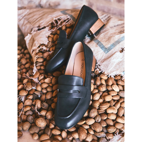 Heeled loafer in soft navy faux leather 